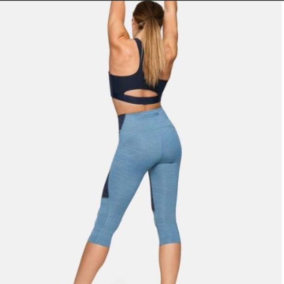 NEW! Outdoor Voices TechSweat Leggings - Picture 2 of 6